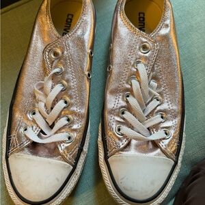 Converse Rose Gold Metallic Sneakers size 8